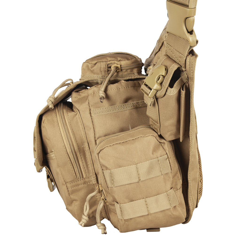Closeup of right Advanced Tactical Hipster pocket.