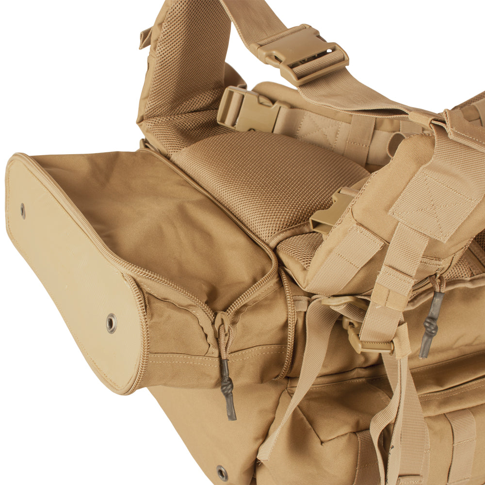 Bottom of Universal Rifle Pack showing weapon extender.