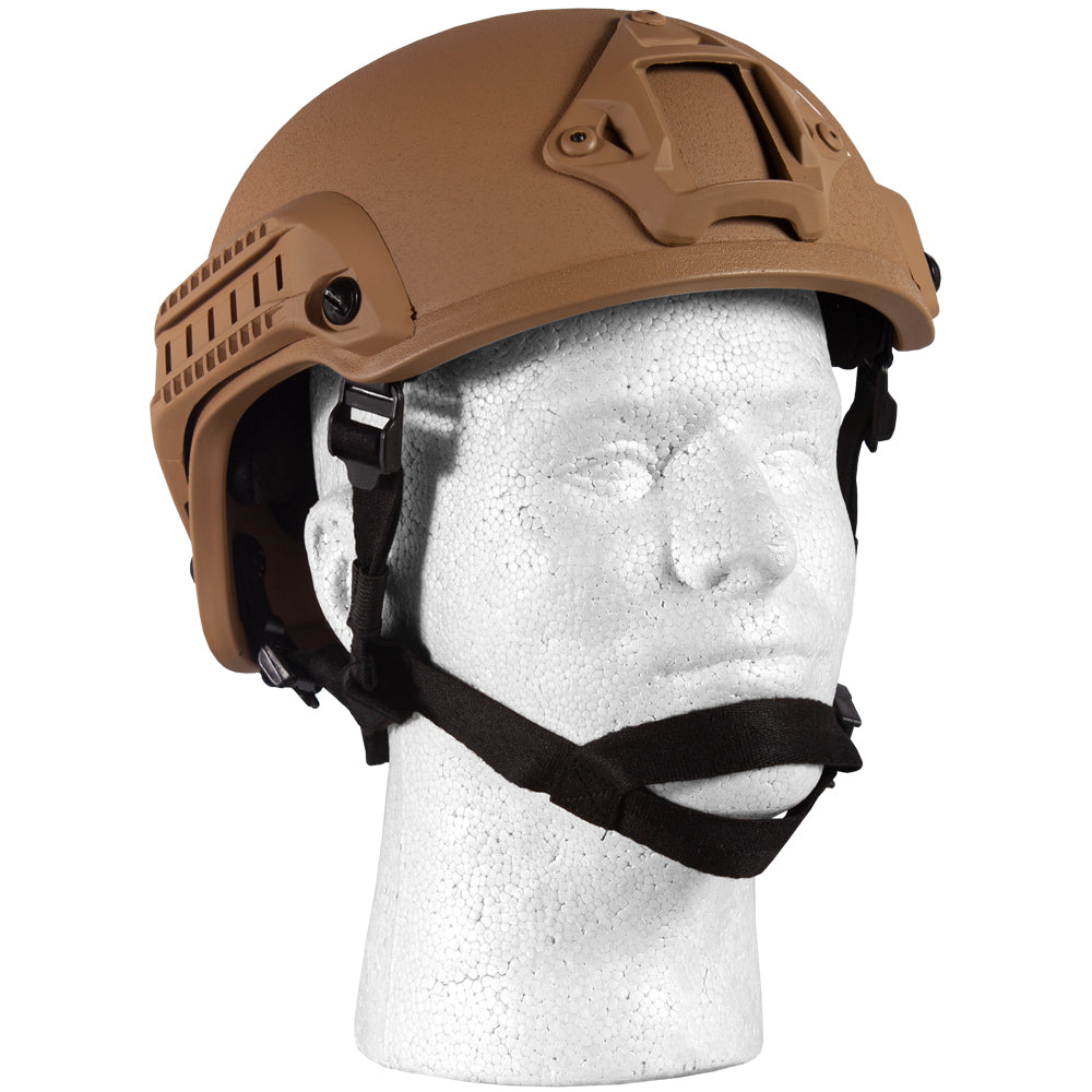 Battle Airsoft Helmet. 30-138
