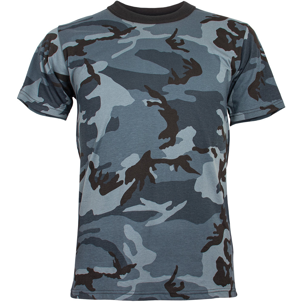 Camouflage T-Shirt. 